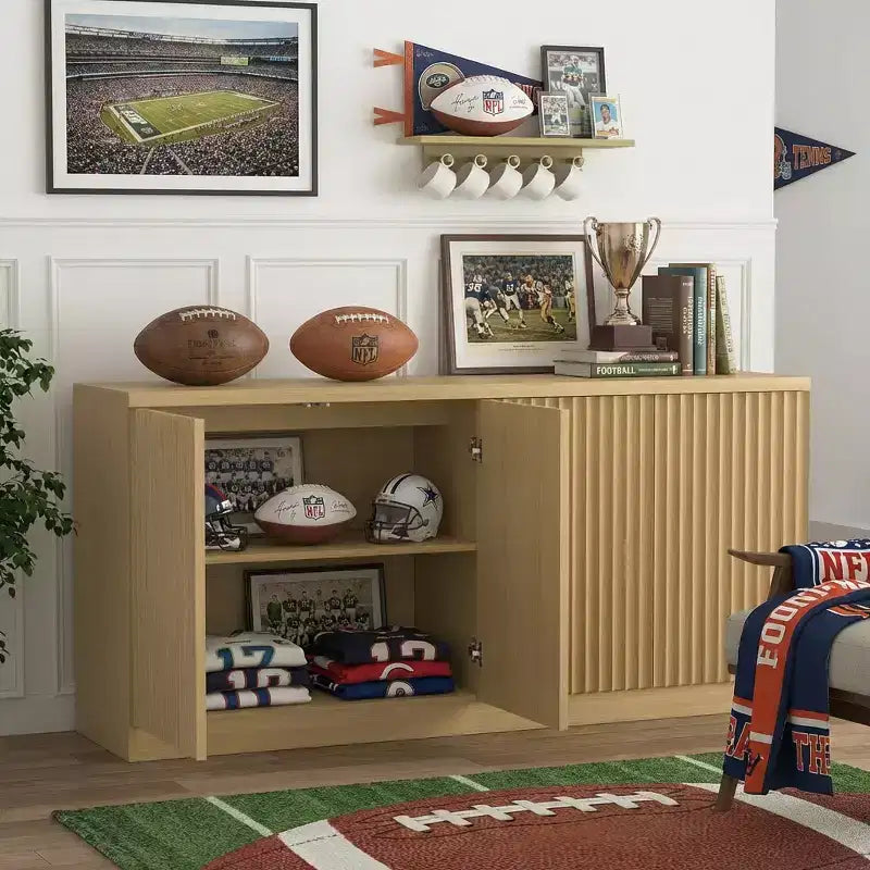 Aparador de cocina de madera de 159 cm con 4 puertas y estantes, acabado natural