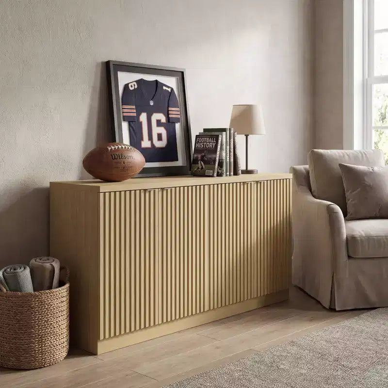 Aparador de cocina de madera de 159 cm con 4 puertas y estantes, acabado natural