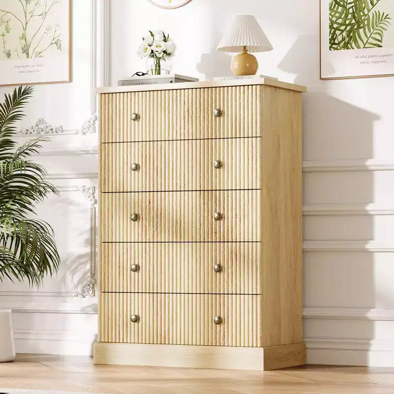 Drawer Dresser for Bedroom, Fluted Horizontal Chest of Drawers, Wood Dresser with Metal Handles, Modern Storage Dresser