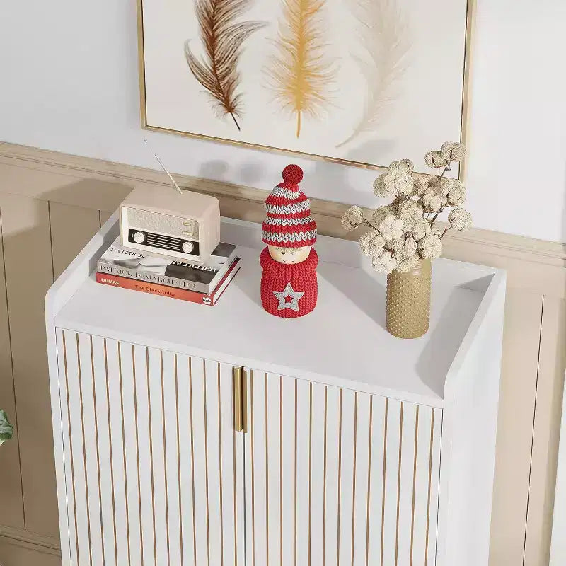 Zapatero de madera de 5 niveles con puertas, capacidad para 25 pares, organizador moderno blanco