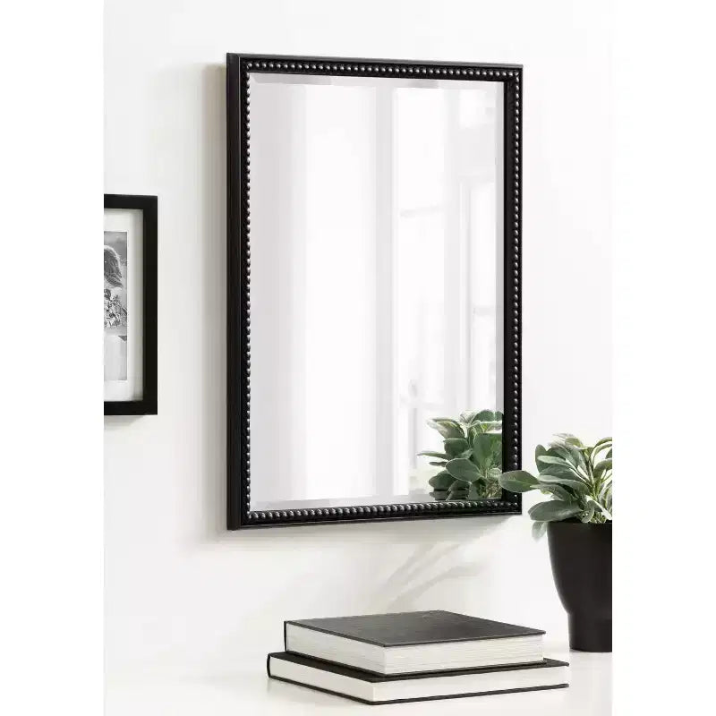 Espejo de pared rectangular de 18"x24" con marco de plástico, montaje en pared